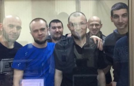 США засудили вирок російського суду шістьом кримчанам