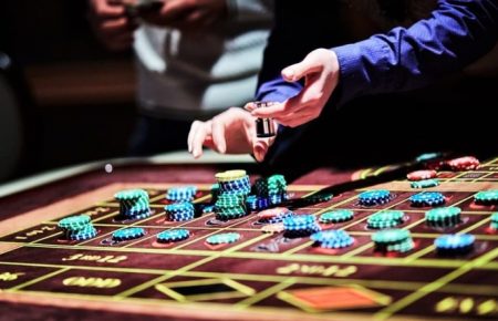 Уряд очікує отримати 3 мільярди від легалізації казино