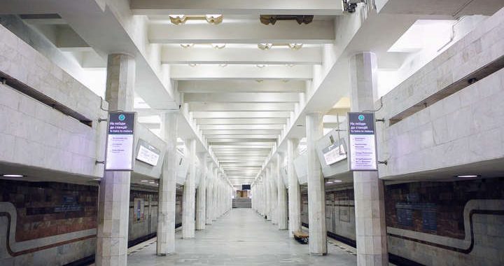 У Харкові затримали поліцейського, який стріляв у метро: йому здалося, що «на станції були сторонні» У Харкові затримали поліцейського, який стріляв у метро: йому здалося, що «на станції були сторонні»