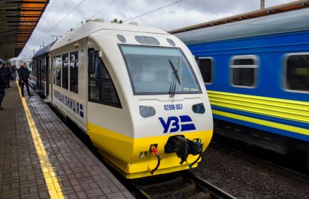 Через повідомлення про мінування з поїзда Львів-Дарниця висадили понад 400 пасажирів — «Укрзалізниця»