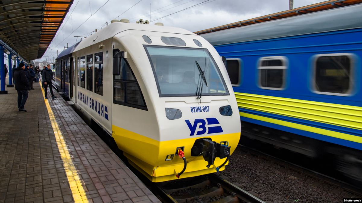 Через повідомлення про мінування з поїзда Львів-Дарниця висадили понад 400 пасажирів — «Укрзалізниця»