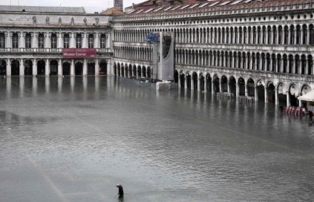У Венеції оголосили надзвичайний стан через повінь