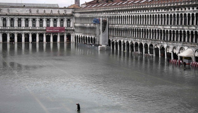У Венеції оголосили надзвичайний стан через повінь