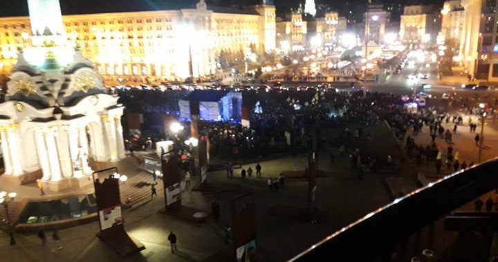 На Майдані проходить Віче гідності На Майдані проходить Віче гідності