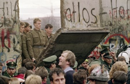 Німеччина відзначає 30-річчя з дня падіння Берлінського муру
