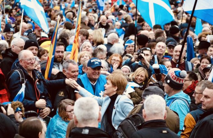 У Шотландії відбулася масова демонстрація за незалежність від Британії