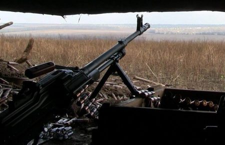 Доба на Донбасі: від вибуху поранені двоє українських бійців