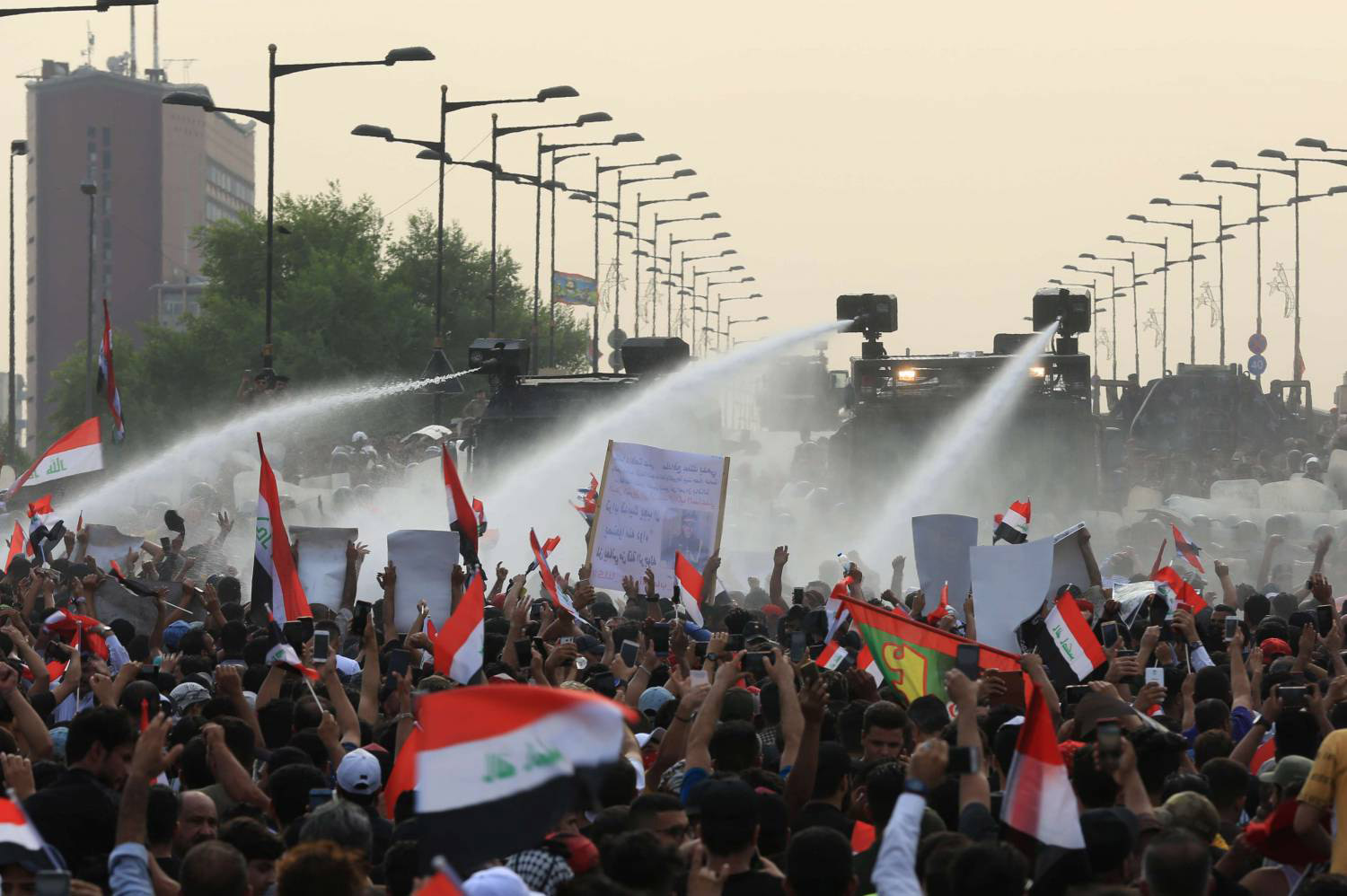 В Іраку за добу застрелили 13 протестувальників