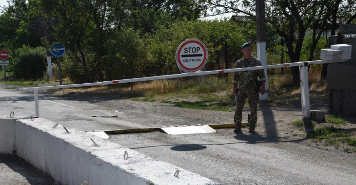 Бойовики повторюють риторику Путіна: не хочуть нового закону про особливий статус Донбасу Бойовики повторюють риторику Путіна: не хочуть нового закону про особливий статус Донбасу