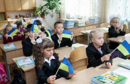 99% першокласників Донеччини цього року пішли в класи з українською мовою навчання — Шамайда
