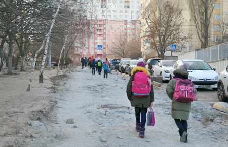 У Києві з'явиться тротуар з підігрівом