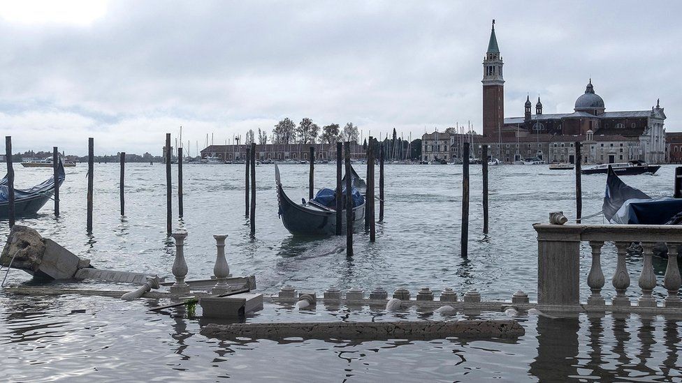 Венеція: музеї та школи відновили роботу після повені