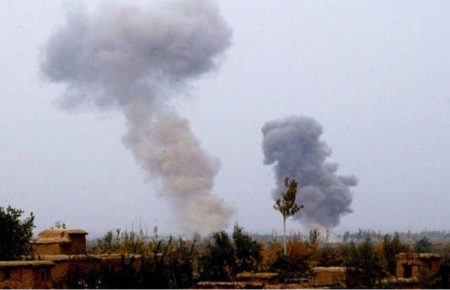 В Афганістані біля військової бази США стався вибух, загинули 3 цивільних