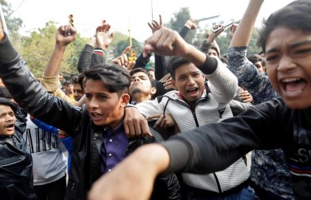 У Індії тривають протести: кількість загиблих зросла до 18