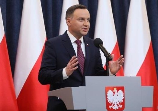 Чинний президент Польщі Дуда вдвічі випереджає опозиційну кандидатку
