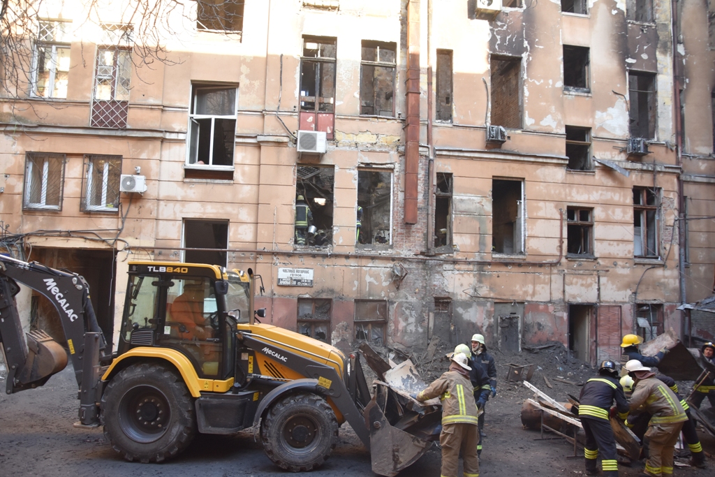 Рятувальники повідомили про завершення ліквідації наслідків пожежі в Одесі