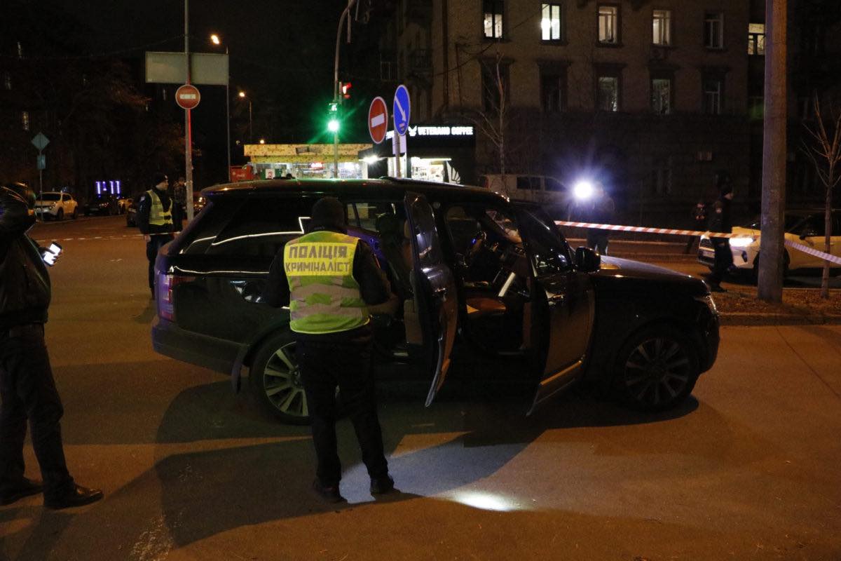 Обстріляний в Києві автомобіль належить депутату облради