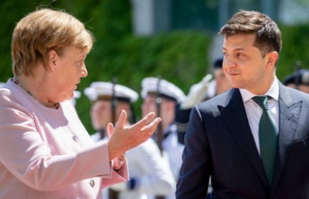 Нормандський саміт: Меркель запланувала двосторонні зустрічі з Путіним та Зеленським