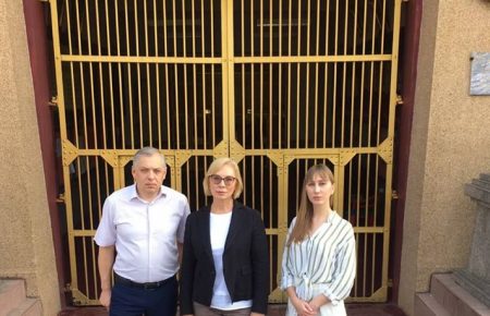 У Таїланді Денісова відвідала українців, які перебувають у в’язницях та заявила про низку порушень