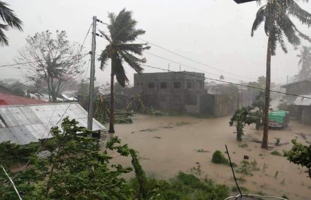 Тайфун «Каммурі» на Філіппінах: загинули щонайменше 17 людей