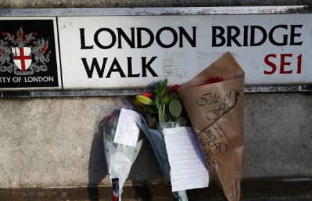 Лондонський міст після нападу знову відкрили для транспорту та пішоходів