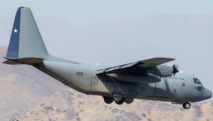 Між Атлантичним та Тихим океанами зник чилійський літак із 38 людьми на борту