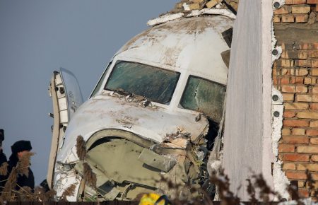 Аварія літака у Казахстані: відомо про щонайменше 15 загиблих — ВВС