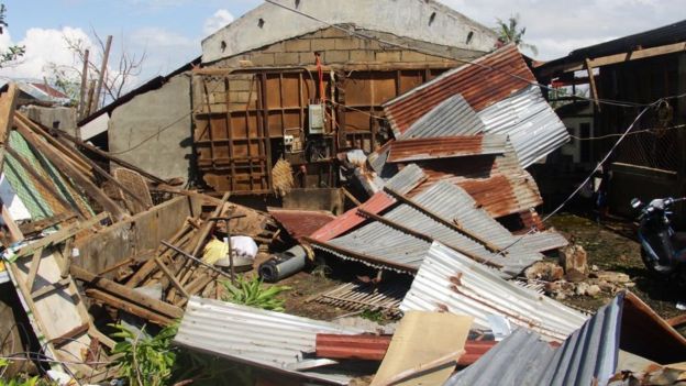Кількість жерств тайфуну на Філіппінах зросла до 28