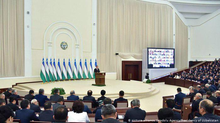 В Узбекистані проходять перші парламентські вибори після смерті президента Іслама Карімова