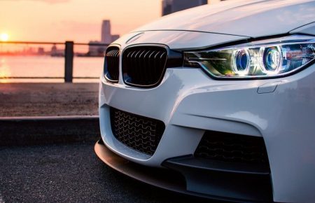У США розслідують роботу німецького автовиробника BMW