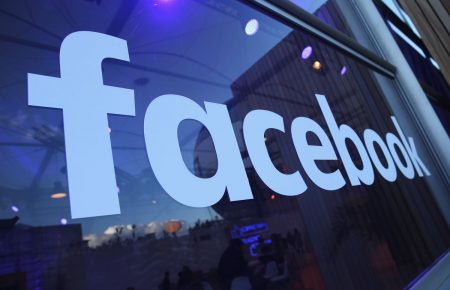 В Угорщині оштрафували Facebook на 4 млн доларів