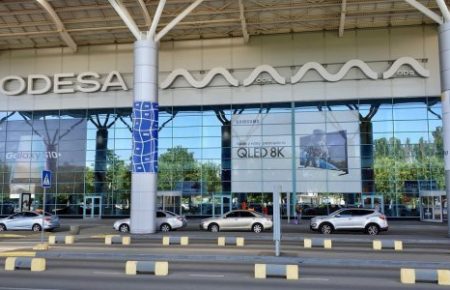 Генпрокуратура провела обшуки в аеропорту Одеси
