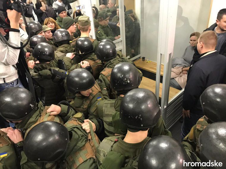 Справа Шеремета: підозрювану Кузьменко силою вивели з зали засідань
