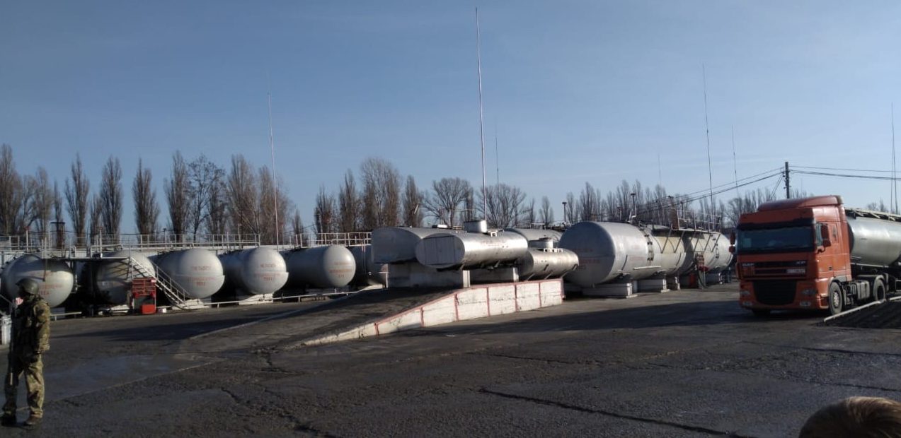На понад 150 заправках України продавали токсичне пальне — СБУ