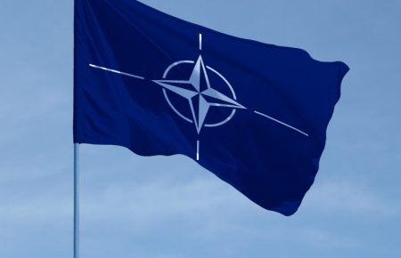 НАТО проводить «стримувальні» операції у Балтійському та Чорному морях