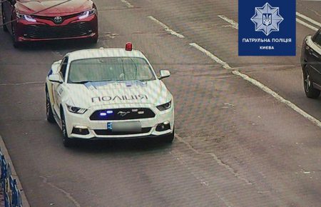 Києвом роз'їжджав фейковий автомобіль поліції з псевдополіцейським за кермом — поліція