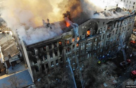 Пожежа в Одесі: родини загиблих та постраждалі отримали матеріальну допомогу