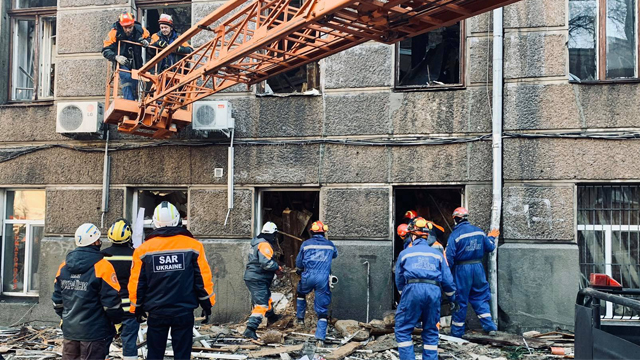Пожежа в Одесі: рятувальники виявили тіла ще чотирьох загиблих