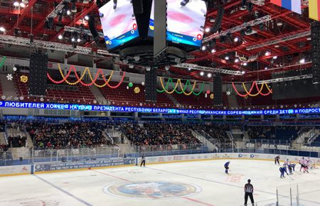 Ветеранська збірна України з хокею стартувала з перемоги над збірною Швейцарії на Різдвяному турнірі у Мінську