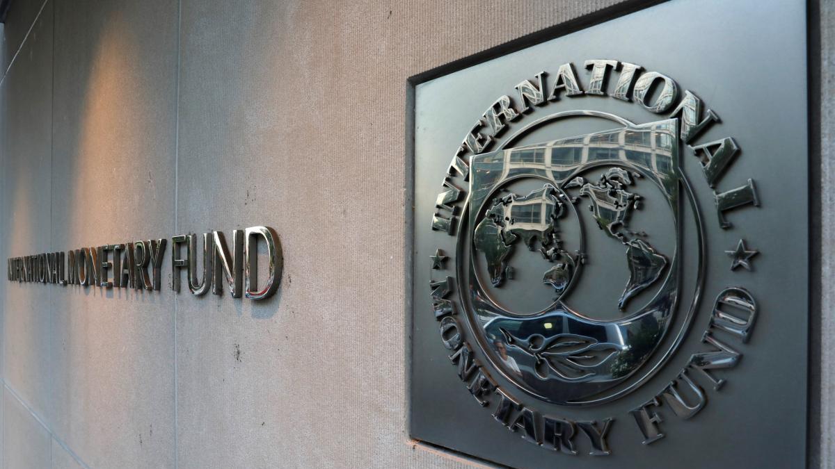 У МВФ назвали умови затвердження програми для України