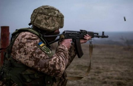 На Донбасі внаслідок обстрілів поранений український військовий — пресцентр ООС
