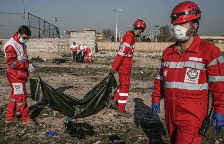 Іранець, який збив український літак, у в'язниці — глава МЗС Ірану