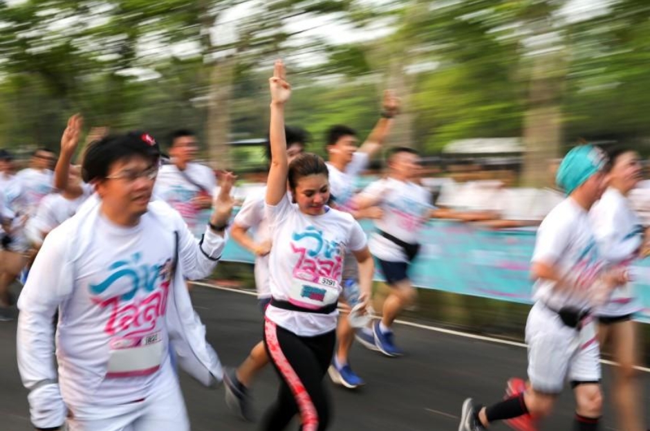 Тисячі таїландців пробігли вулицями Бангкоку «проти диктатури»