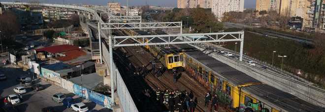 У метро Неаполя зіткнулись потяги, є постраждалі