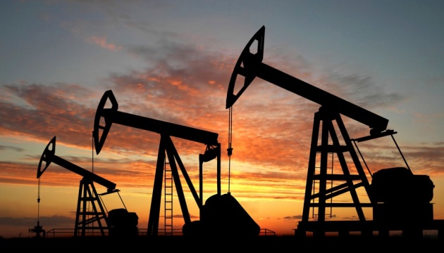Ціна бареля нафти Brent вперше за півроку перевищила $70 на тлі загострення на Близькому Сході