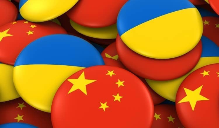 Посольство України в Китаї закликало українців утриматись від поїздок до Уханю
