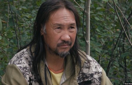 Фільм про шамана, який йшов «виганяти Путіна»: у Якутії погрожують режисерці