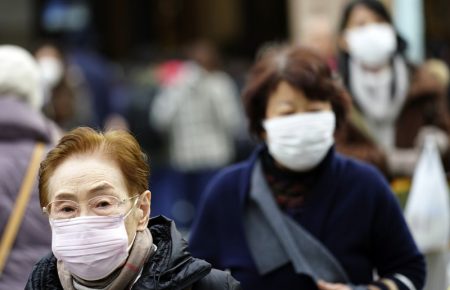 У Китаї на невідомий вірус захворіли понад 60 людей