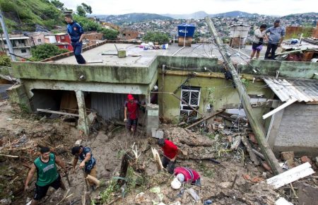 Два дні безперервного дощу у Бразилії: 30 загиблих, 17 зниклих безвісти