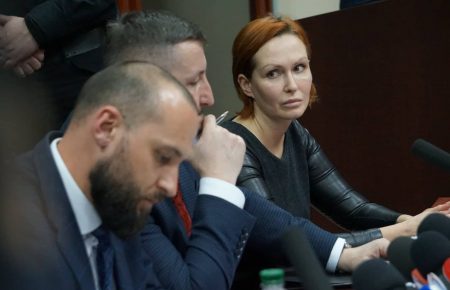 Суд переніс розгляд зміни запобіжного заходу підозрюваній у справі Шеремета Кузьменко
